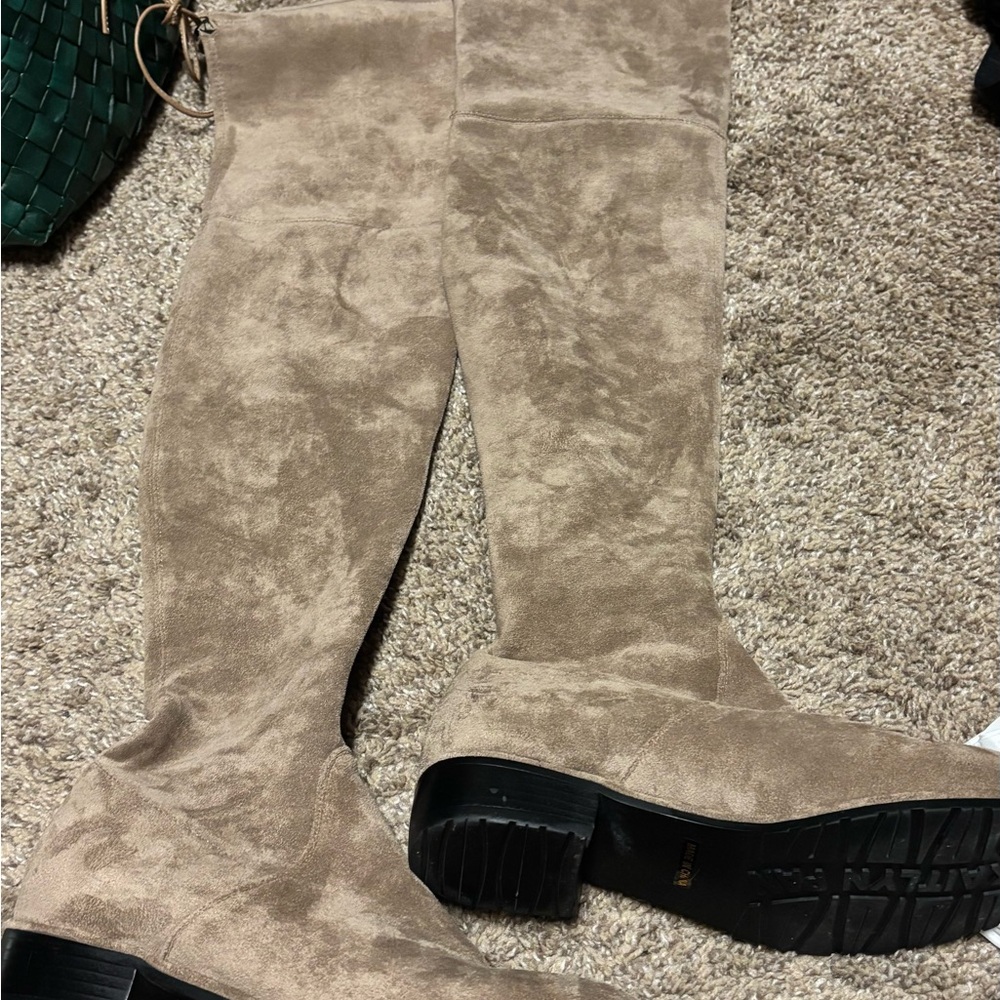 Kaitlyn Pan Stylish Tan Over-the-Knee Boots